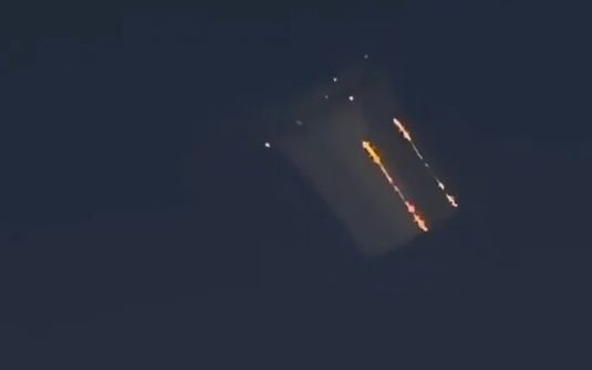 НЛО: огни в небе - видео очевидцев
